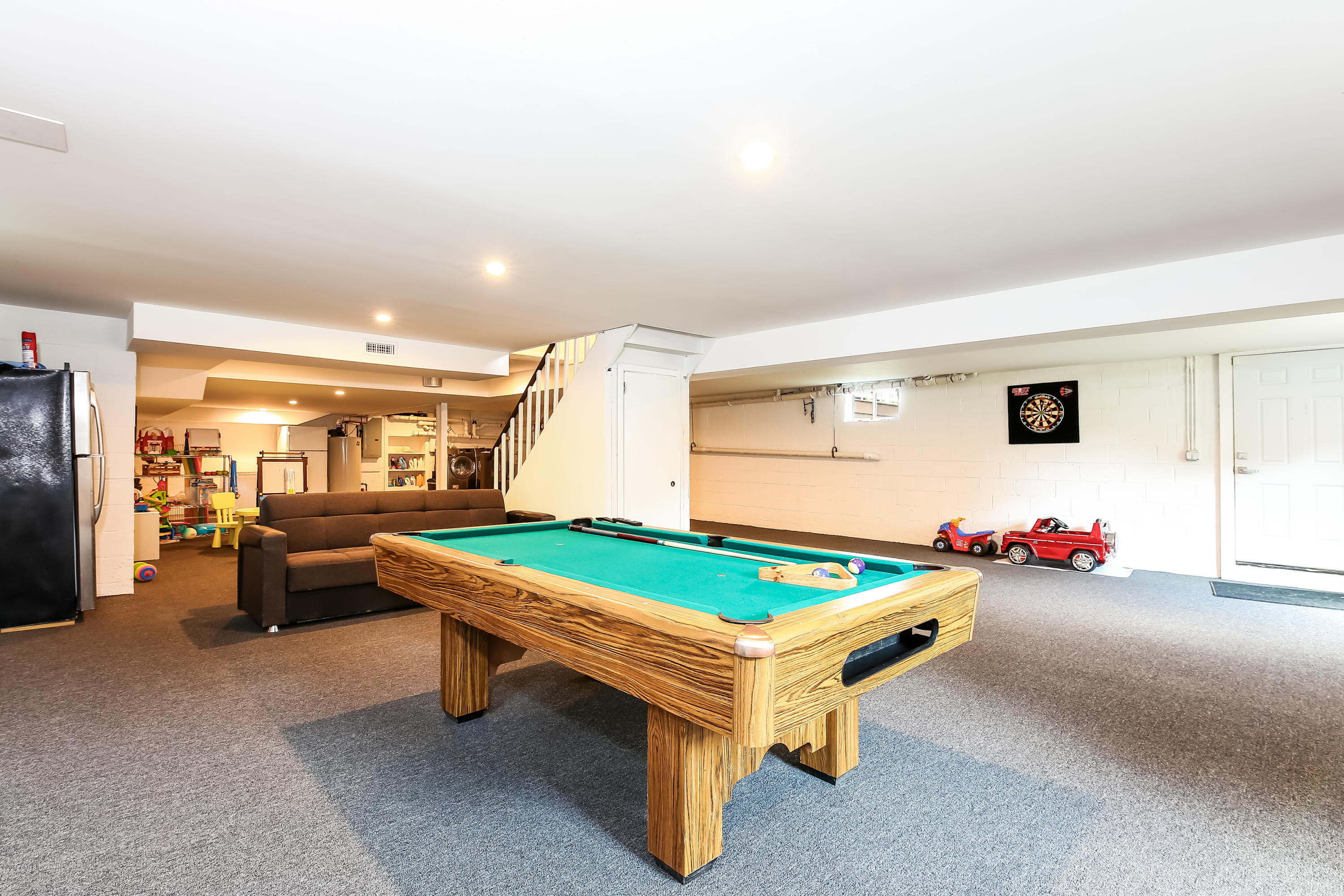 7 Hettiefred Road Greenwich, CT 06831 - Photo 25 of 35 Billiard Room