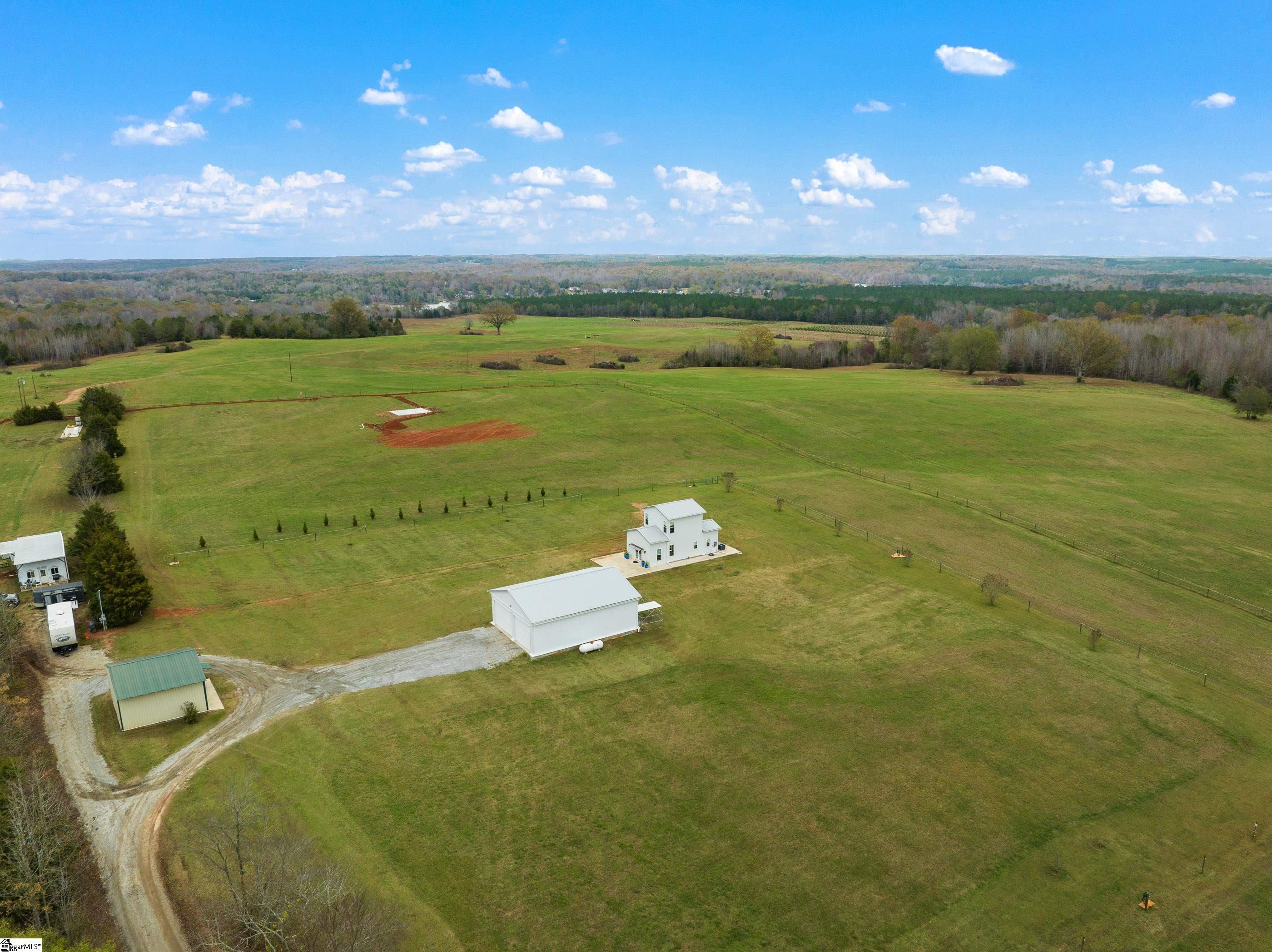 3265 Neely Ferry Road Laurens, SC 29360 - Photo 5 of 25
