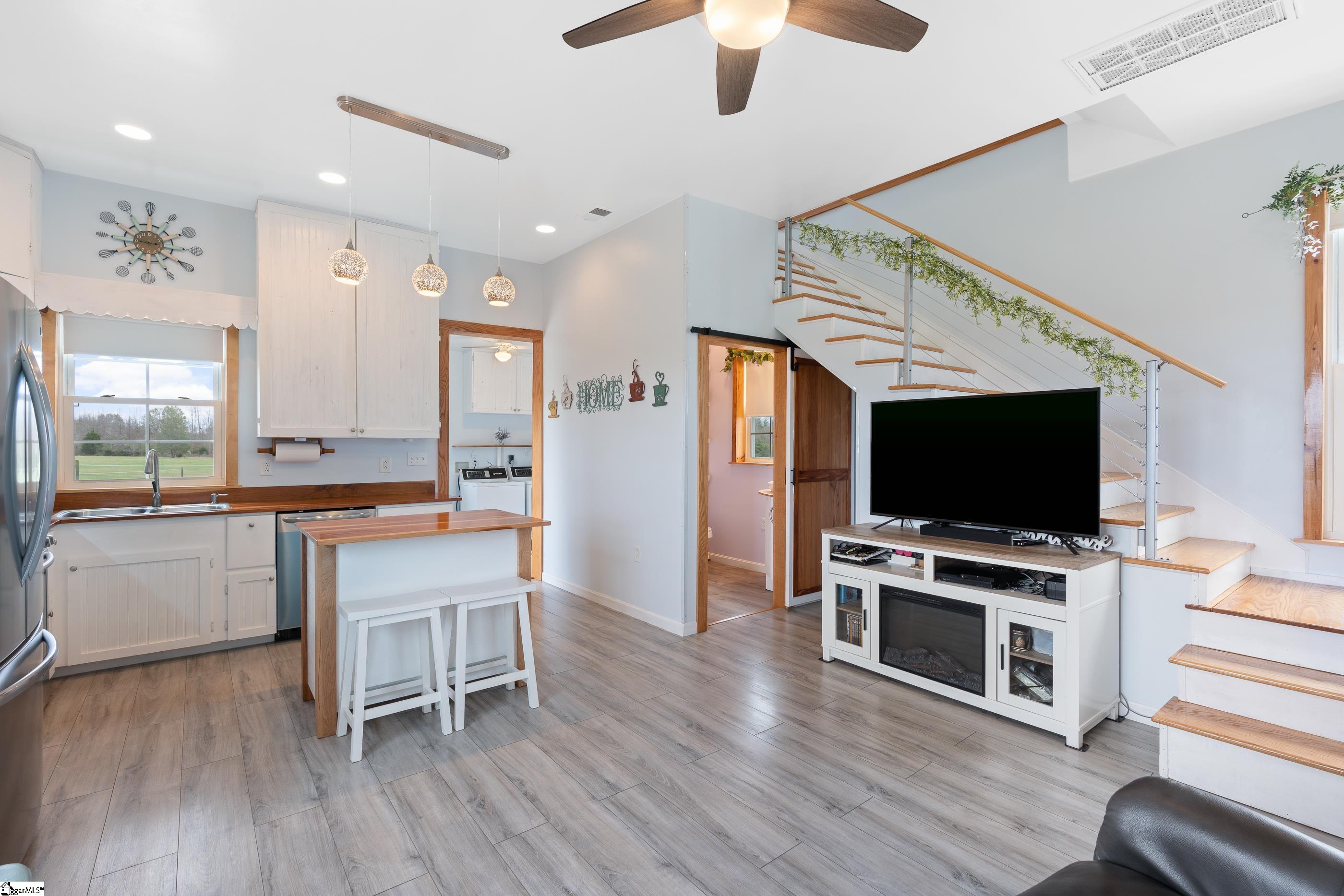 3265 Neely Ferry Road Laurens, SC 29360 - Photo 8 of 25