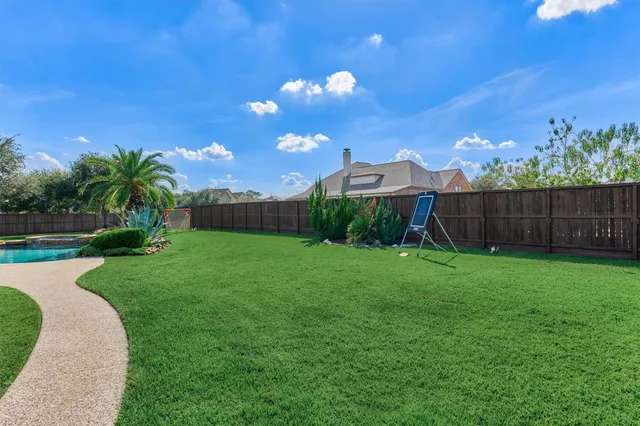 $920,000 | 17703 Fairhaven Lake, Cypress, TX 77433