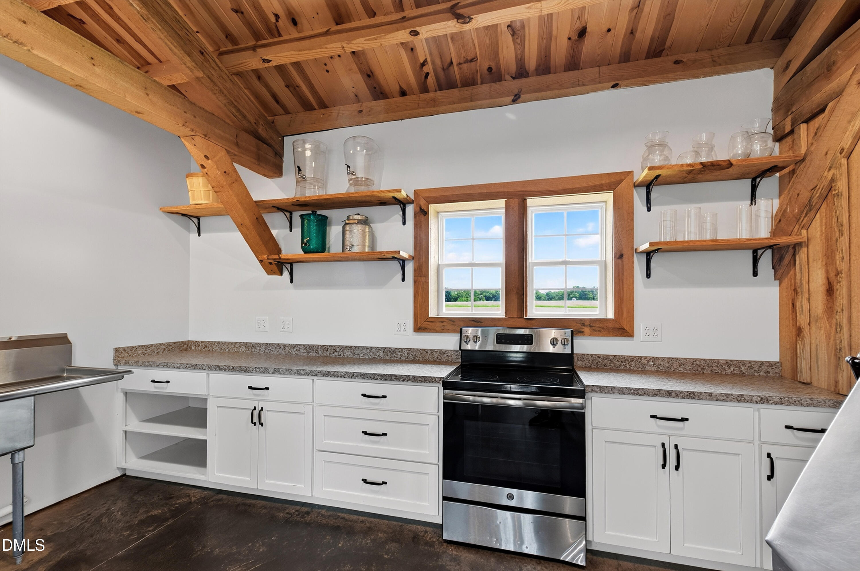 2725 Benson Hardee Road Benson, NC 27504 - Photo 16 of 76 Primary Barn - Well Appointed Kitchen