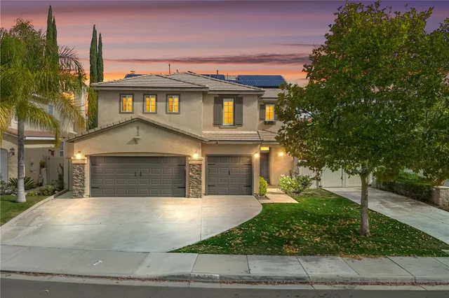 $849,900 | 26586 Weston Hills Drive, Murrieta, CA 92563