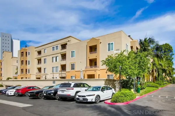 $700,000 | 3550 Lebon Drive, Unit 6330, San Diego, CA 92122