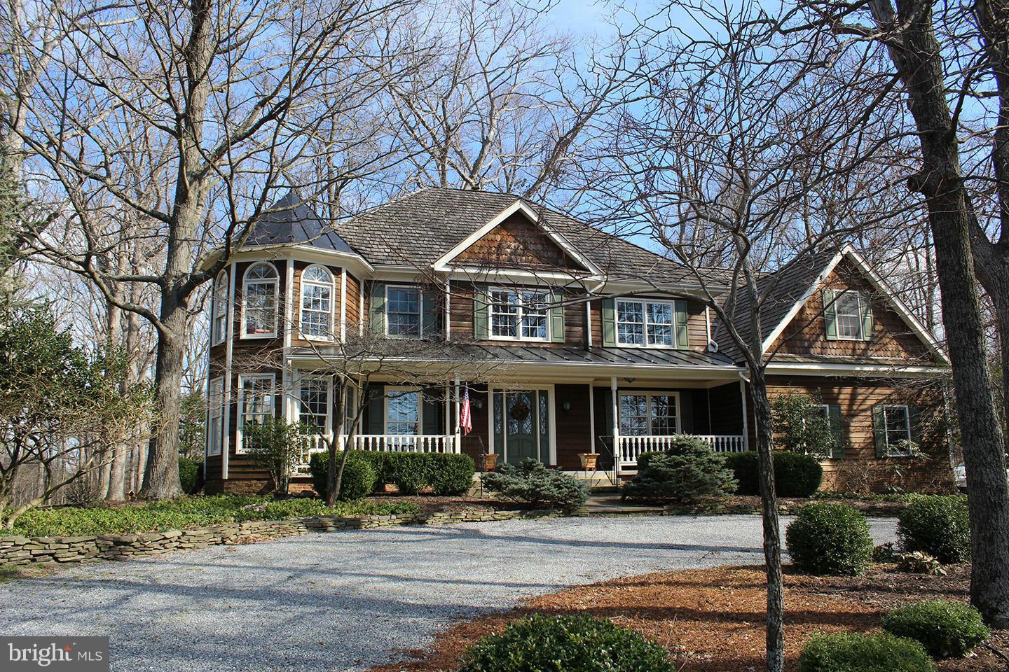 Exterior (Front)