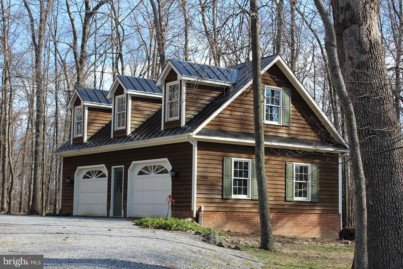 20150 Woodtrail Road Round Hill, VA 20141 - Photo 15 of 23 Exterior (General)
