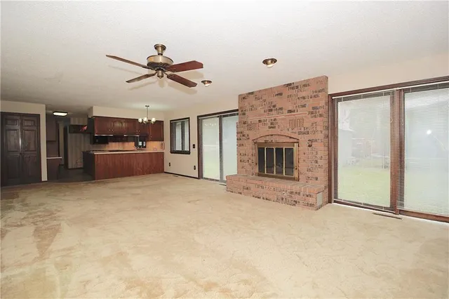 $185,000 | 501 South Pine Street, Colony, KS 66015