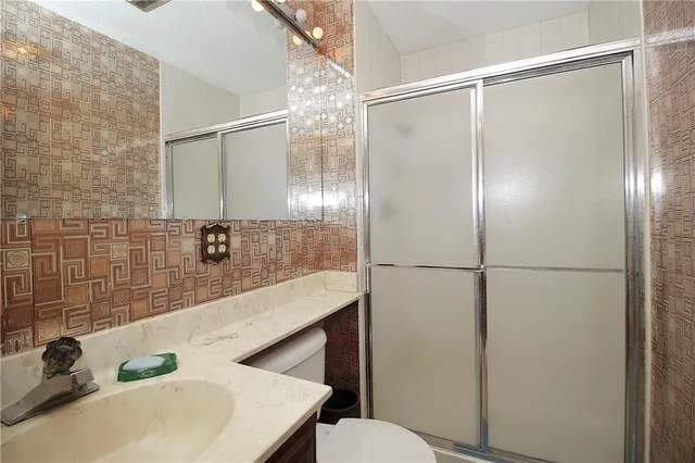 $185,000 | 501 South Pine Street, Colony, KS 66015