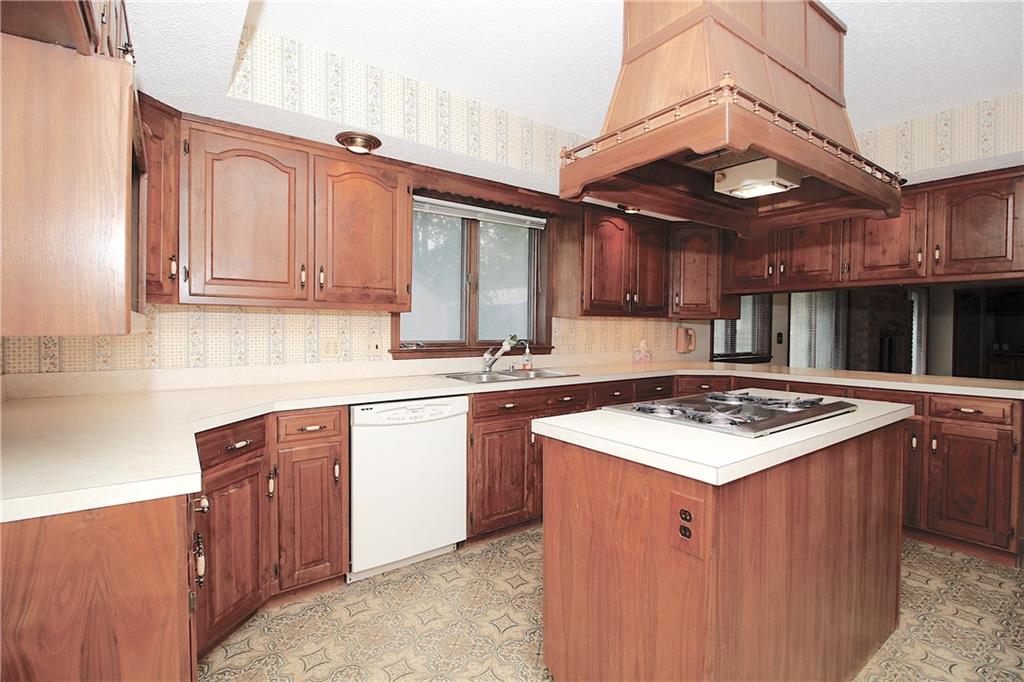 501 South Pine Street Colony, KS 66015 - Photo 7 of 26