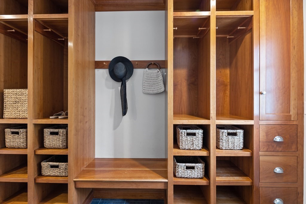 43 Bertwell Road Lexington, MA 02420 - Photo 37 of 41