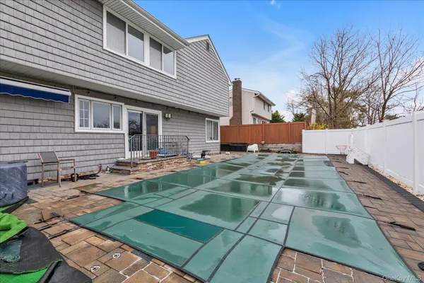 $6,000 | 8 Branding Iron Lane, Glen Cove, NY 11542