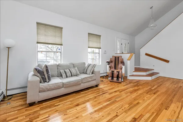 $6,000 | 8 Branding Iron Lane, Glen Cove, NY 11542