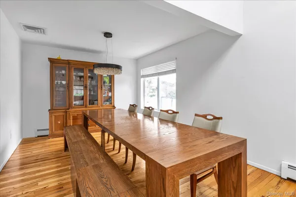 $6,000 | 8 Branding Iron Lane, Glen Cove, NY 11542