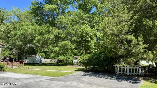 648 Old Church Road Swansboro, NC 28584 - Photo 5 of 36 right side