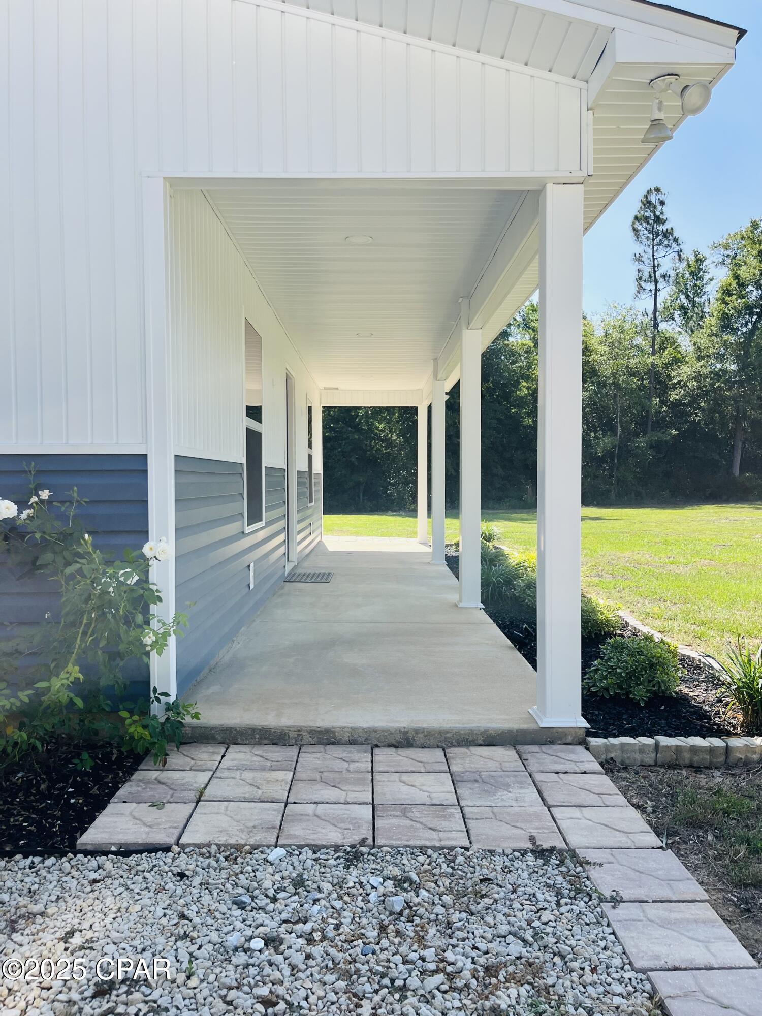 6811 Highway 90 Grand Ridge, FL 32442 - Photo 12 of 29 Gallery Image 12
