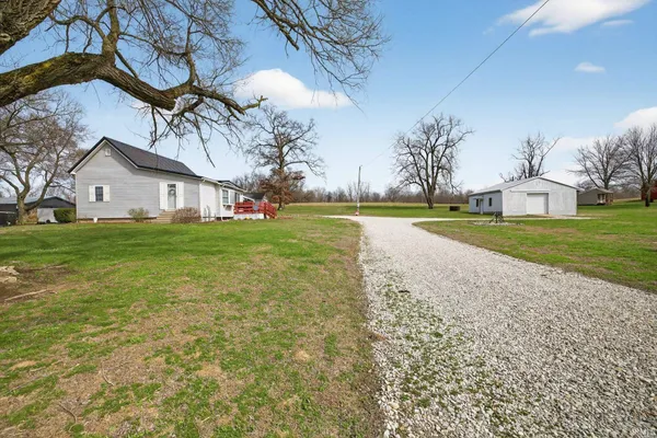 $259,900 | 902 North 200 West, Washington, IN 47501