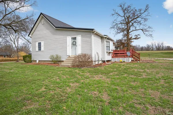 $259,900 | 902 North 200 West, Washington, IN 47501