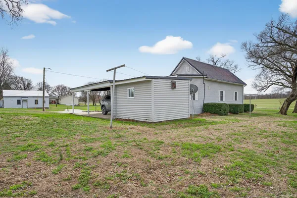$259,900 | 902 North 200 West, Washington, IN 47501