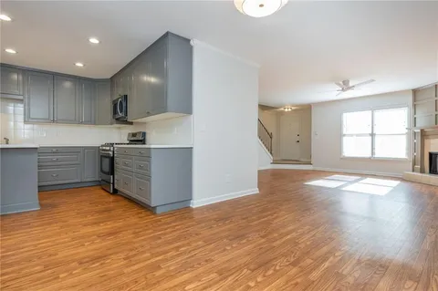 $349,900 | 2640 Holcomb Springs Drive, Alpharetta, GA 30022