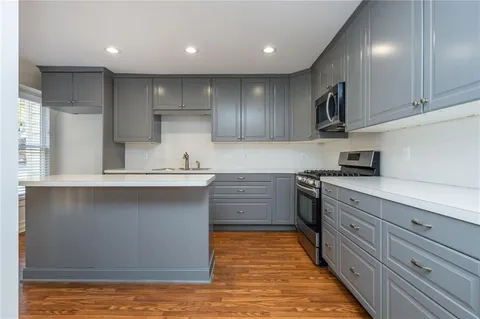 $349,900 | 2640 Holcomb Springs Drive, Alpharetta, GA 30022