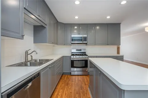 $349,900 | 2640 Holcomb Springs Drive, Alpharetta, GA 30022