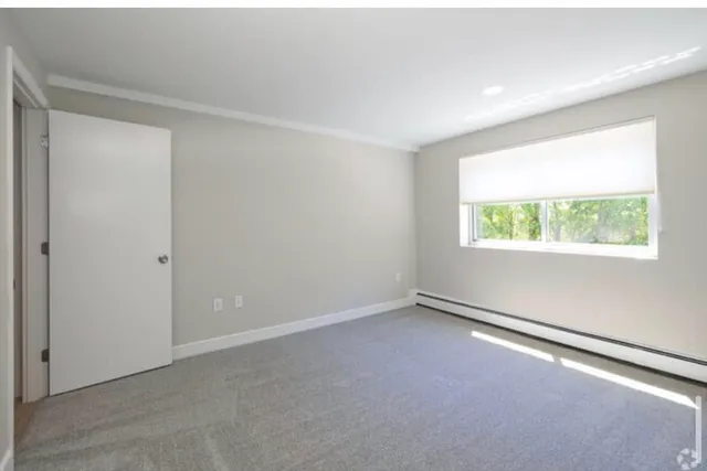 $2,800 | 1 Stonehill Drive, Unit 5C, Stoneham, MA 02180