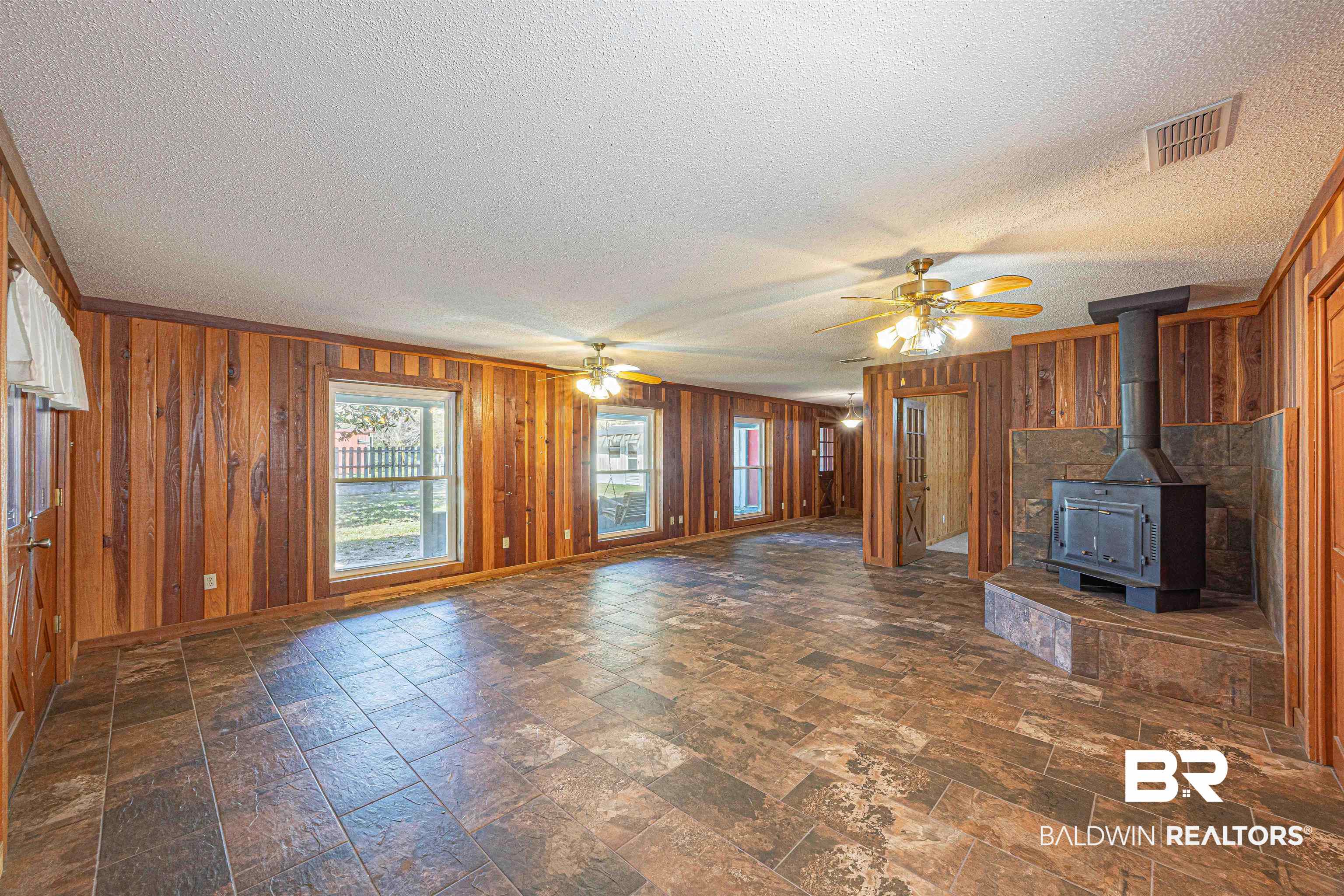 43101 Brown Road Bay Minette, AL 36507 - Photo 9 of 81 Family room