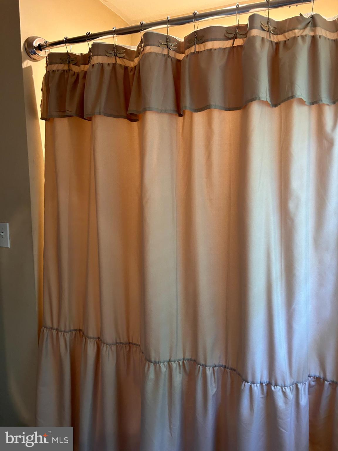 118 Fischer Road Grasonville, MD 21638 - Photo 23 of 37 Bathroom Tub/Shower