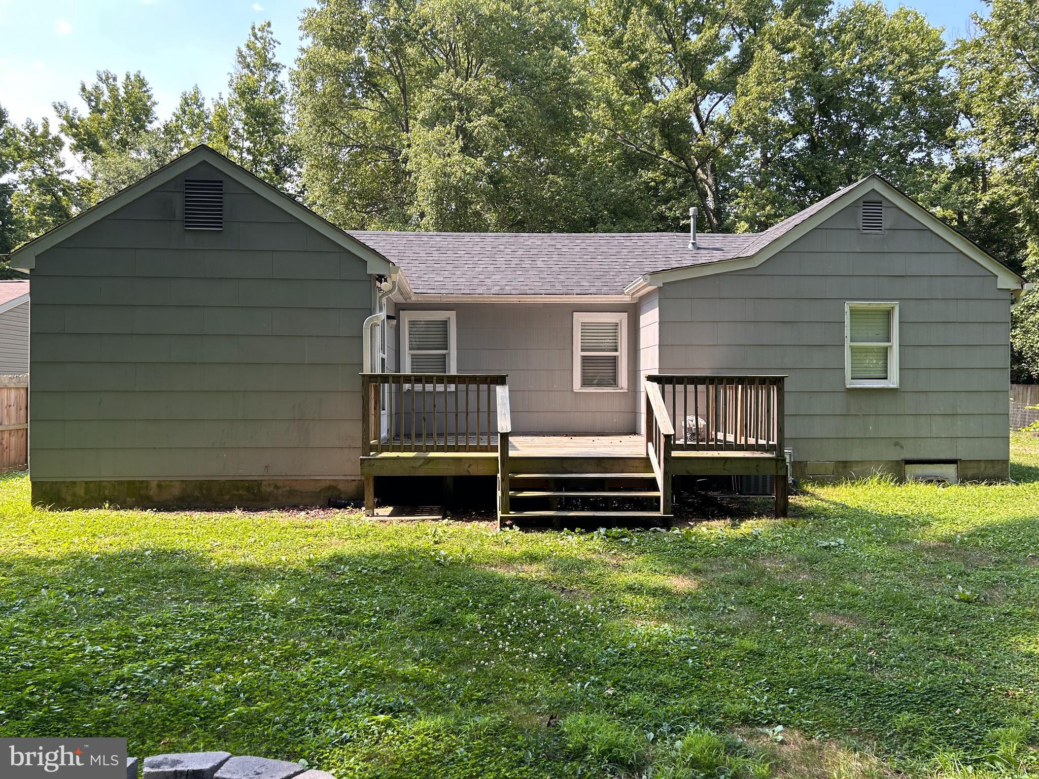 118 Fischer Road Grasonville, MD 21638 - Photo 25 of 37 Back of House View