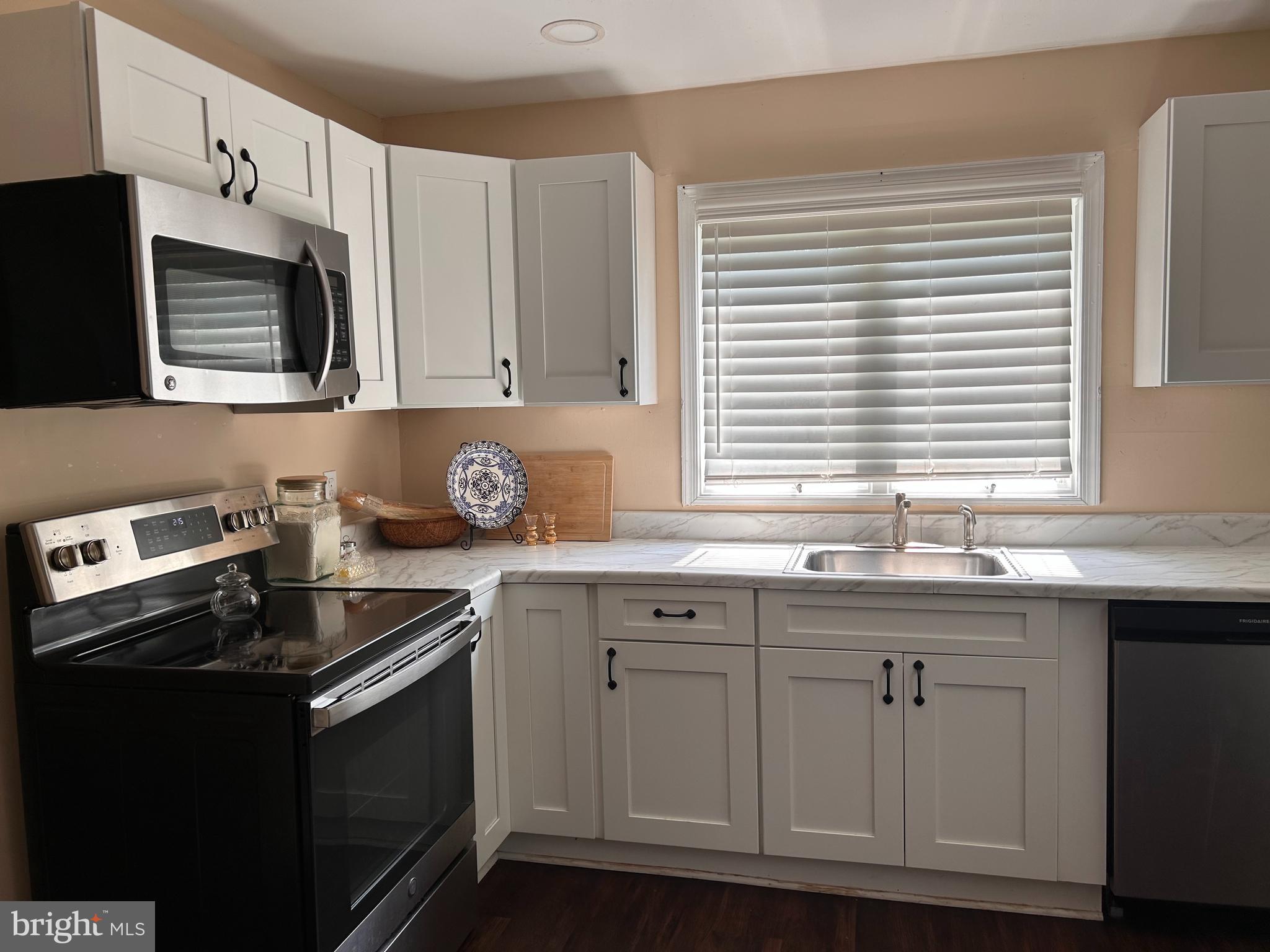 118 Fischer Road Grasonville, MD 21638 - Photo 9 of 37 Kitchen