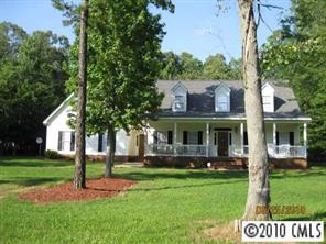 front view of house with a yard