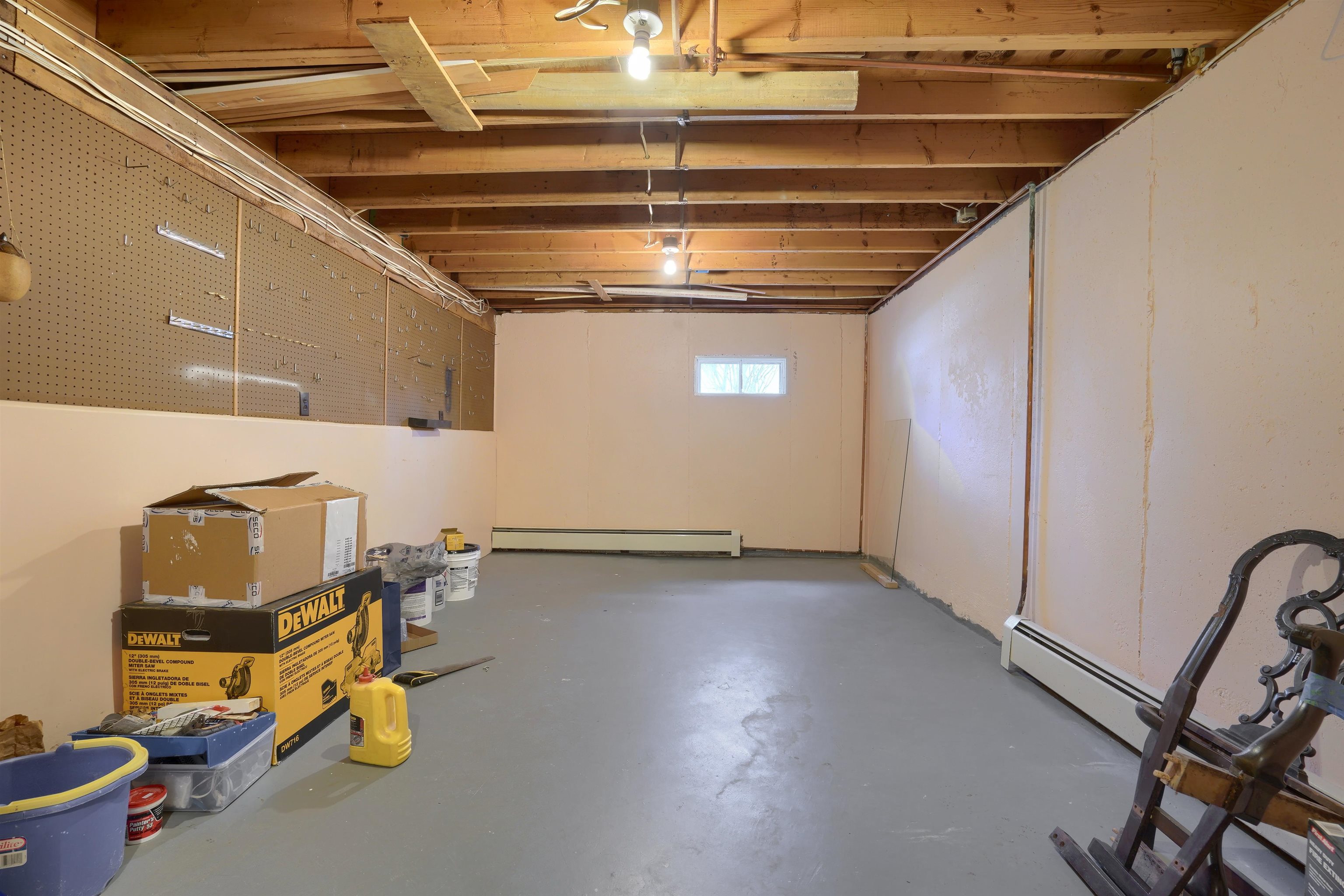 7 Whitman Road Nashua, NH 03062 - Photo 21 of 36