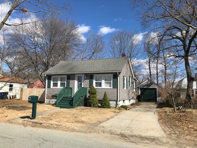 122 George Street Warwick, RI 02888 - Photo 1 of 7 Gallery Image 1