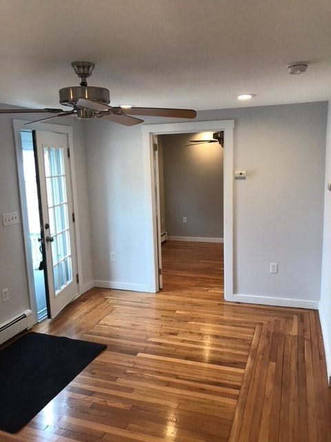 122 George Street Warwick, RI 02888 - Photo 3 of 7 Living Room