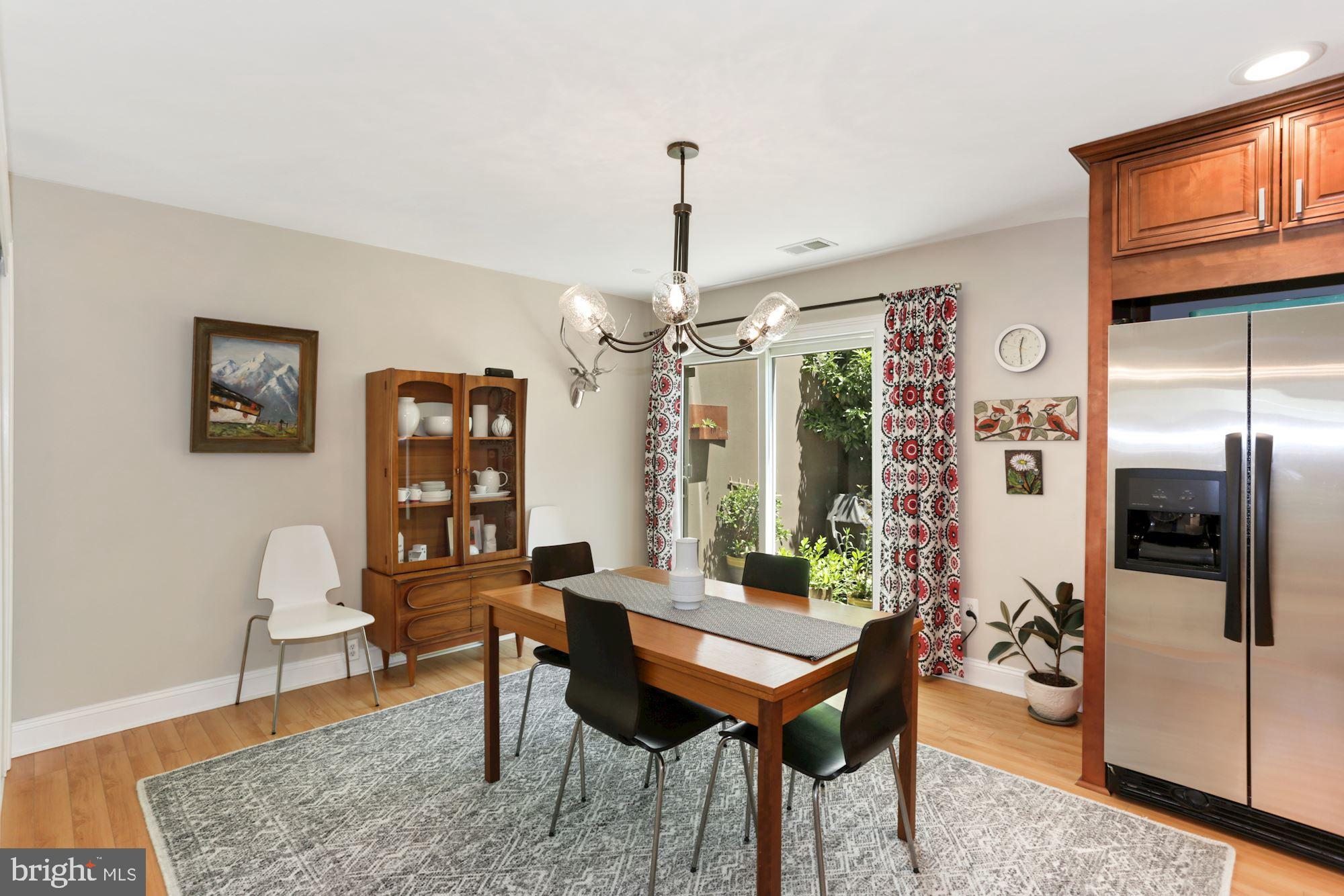 11178 Forest Edge Drive Reston, VA 20190 - Photo 9 of 31 Dining Room