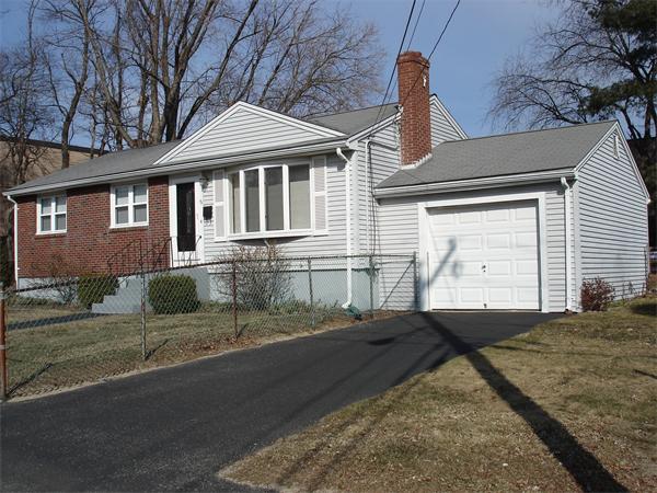 12 Poppy Road Holbrook, MA 02343 - Photo 1 of 7 Gallery Image 1