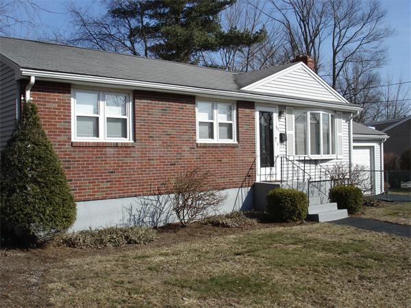 12 Poppy Road Holbrook, MA 02343 - Photo 2 of 7 Gallery Image 2