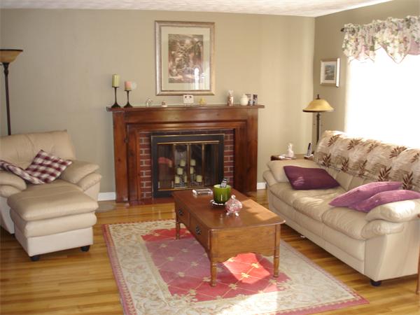 12 Poppy Road Holbrook, MA 02343 - Photo 3 of 7 Gallery Image 3