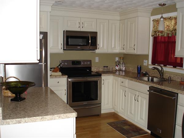12 Poppy Road Holbrook, MA 02343 - Photo 5 of 7 Gallery Image 5