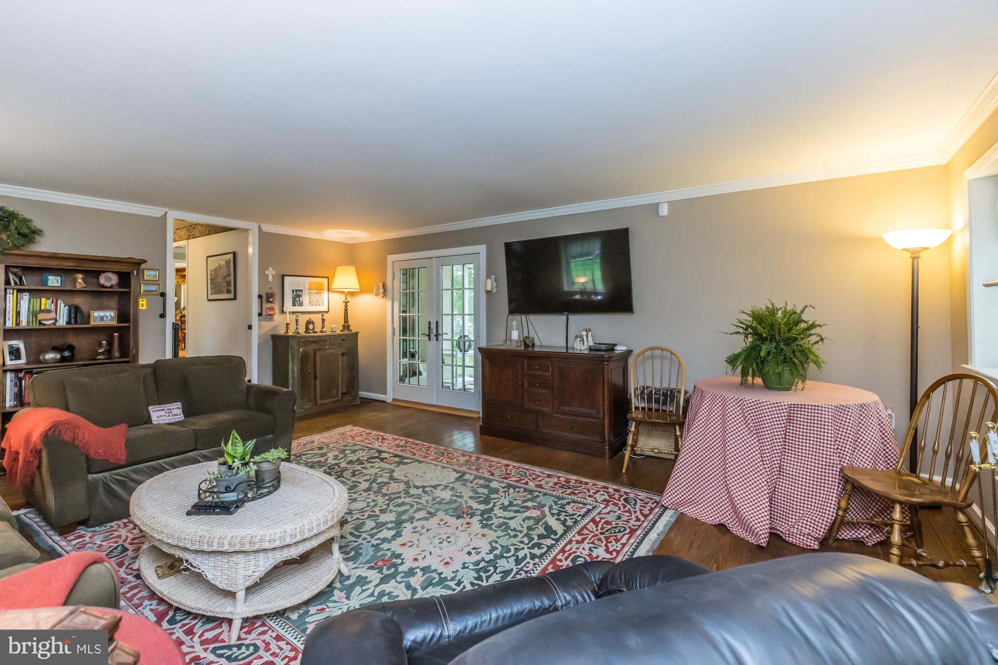 505 Woodhaven Road West Chester, PA 19382 - Photo 22 of 57 Random Width Pegged Hardwood Floors