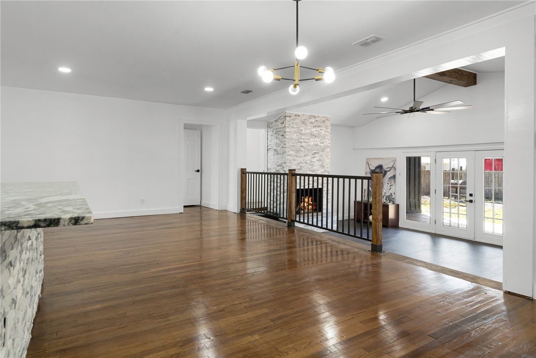 1012 East Main Street Sinton, TX 78387 - Photo 16 of 34