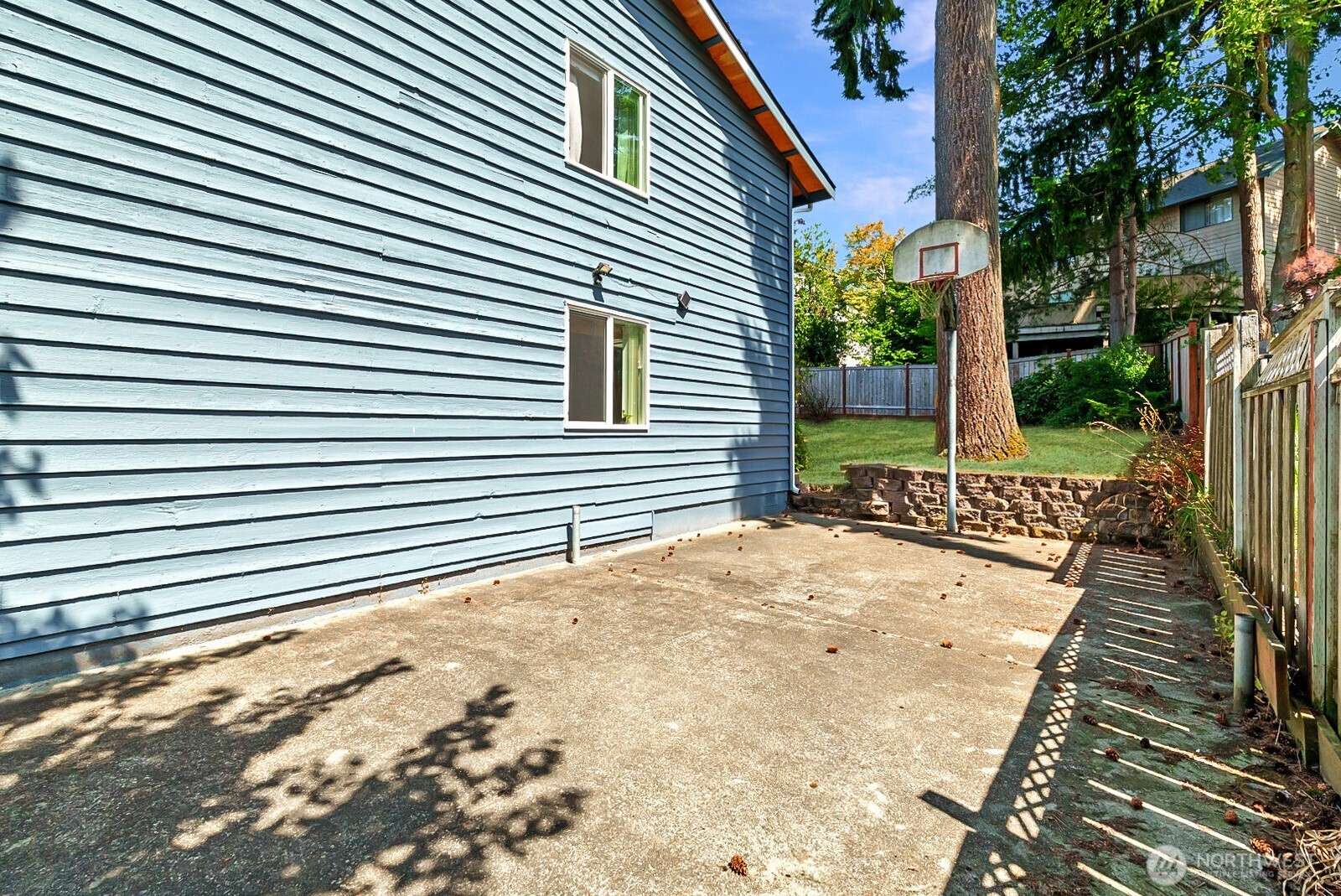 32738 6th Avenue Southwest Federal Way, WA 98023 - Photo 33 of 40