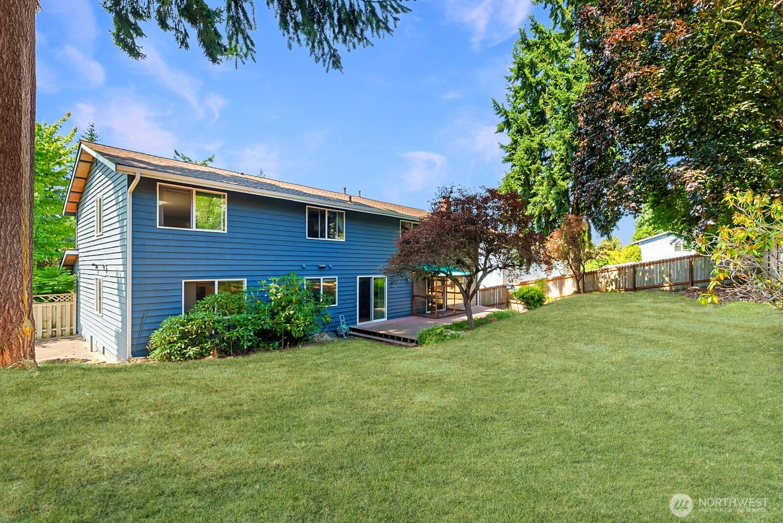 32738 6th Avenue Southwest Federal Way, WA 98023 - Photo 38 of 40 a view of a house with a yard