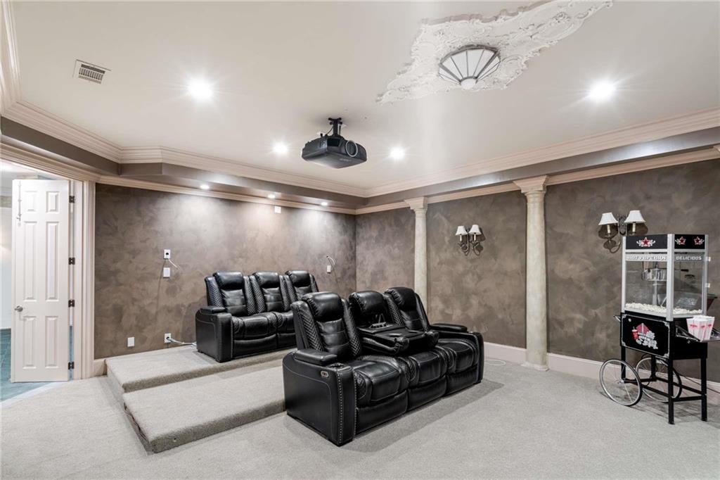 1483 Jones Road Roswell, GA 30075 - Photo 4 of 37