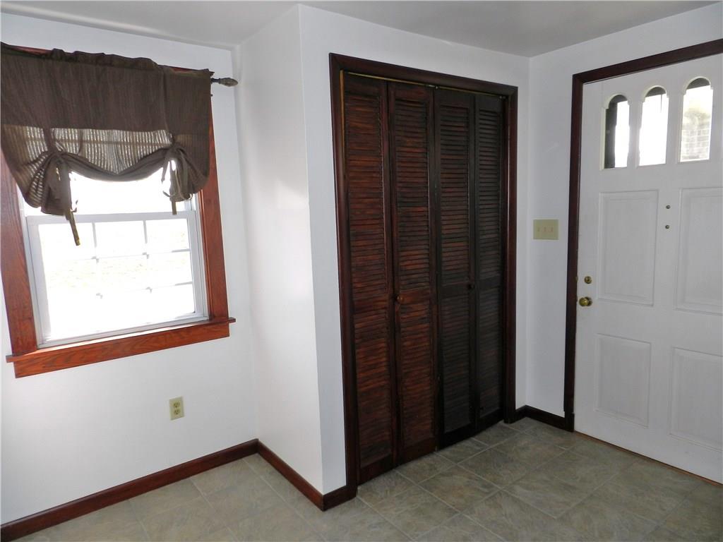 4050 Ellwood Road New Castle, PA 16101 - Photo 3 of 19