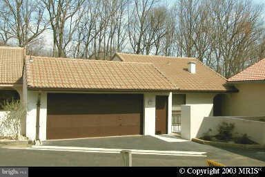 11670 Mediterranean Court Reston, VA 20190 - Photo 1 of 21 Exterior (Front)