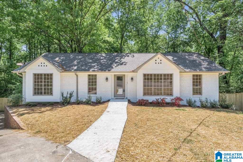 325 8th Street Pleasant Grove, AL 35127 - Photo 1 of 27