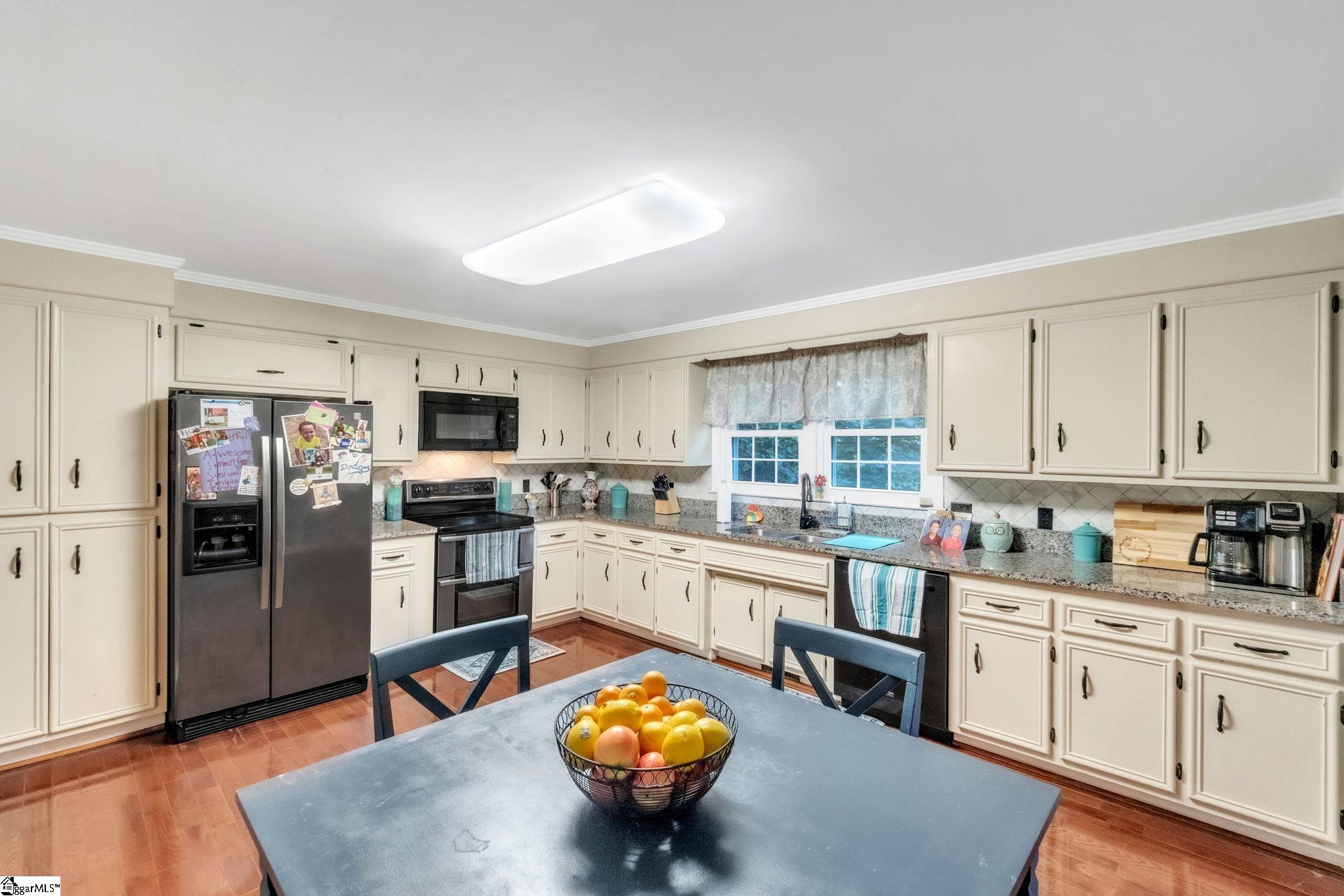 103 Berrywood Court Greer, SC 29650 - Photo 2 of 30