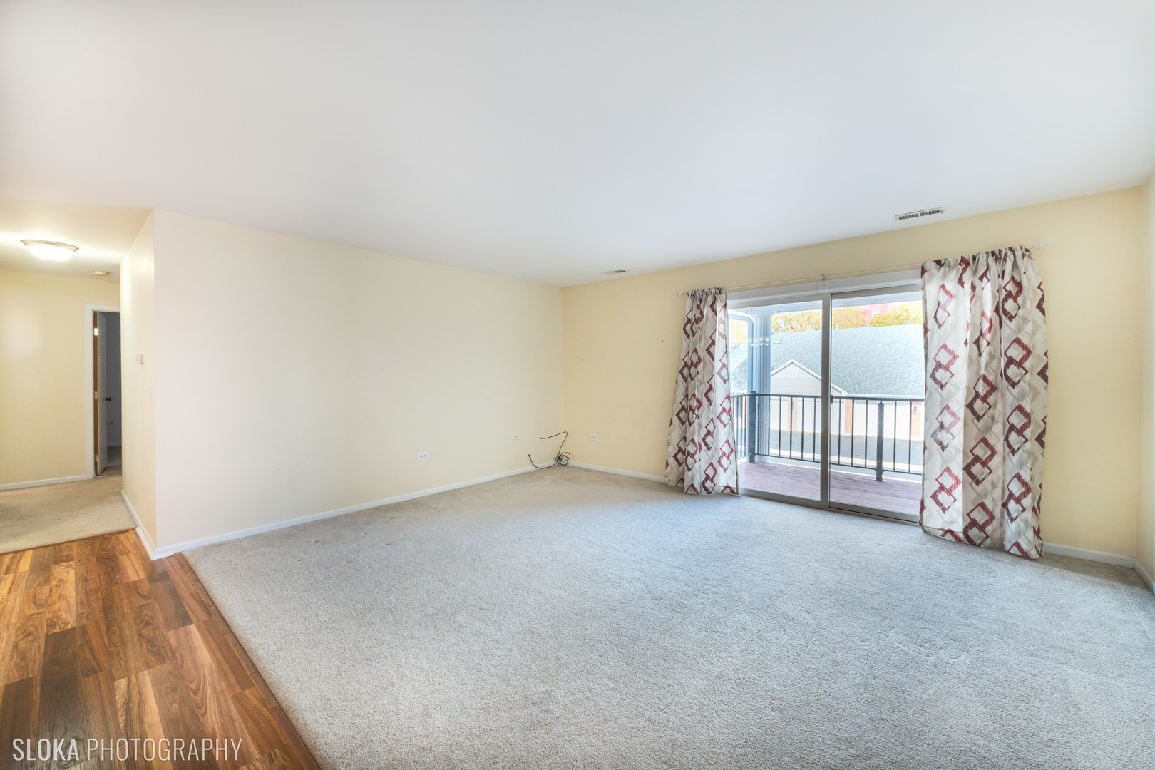 893 Golf Course Road, Unit 8 Crystal Lake, IL 60014 - Photo 2 of 15 Gallery Image 2