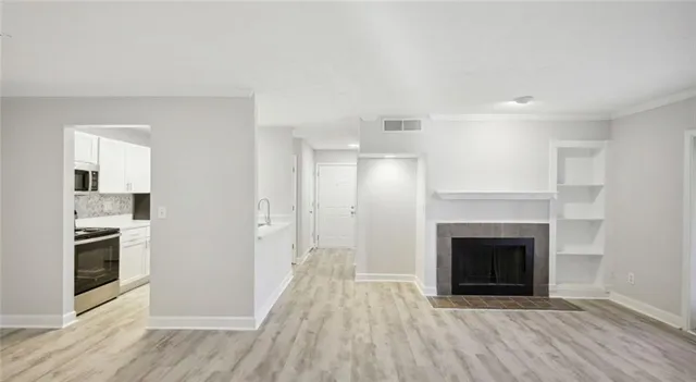 $1,971 | 100 Pinhurst Drive, Unit 125L, Atlanta, GA 30339