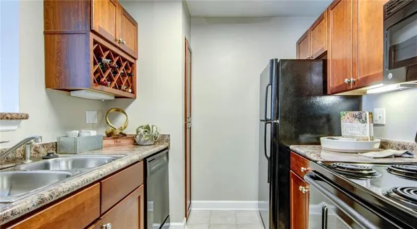 $2,251 | 100 Pinhurst Drive, Unit 1118L, Atlanta, GA 30339